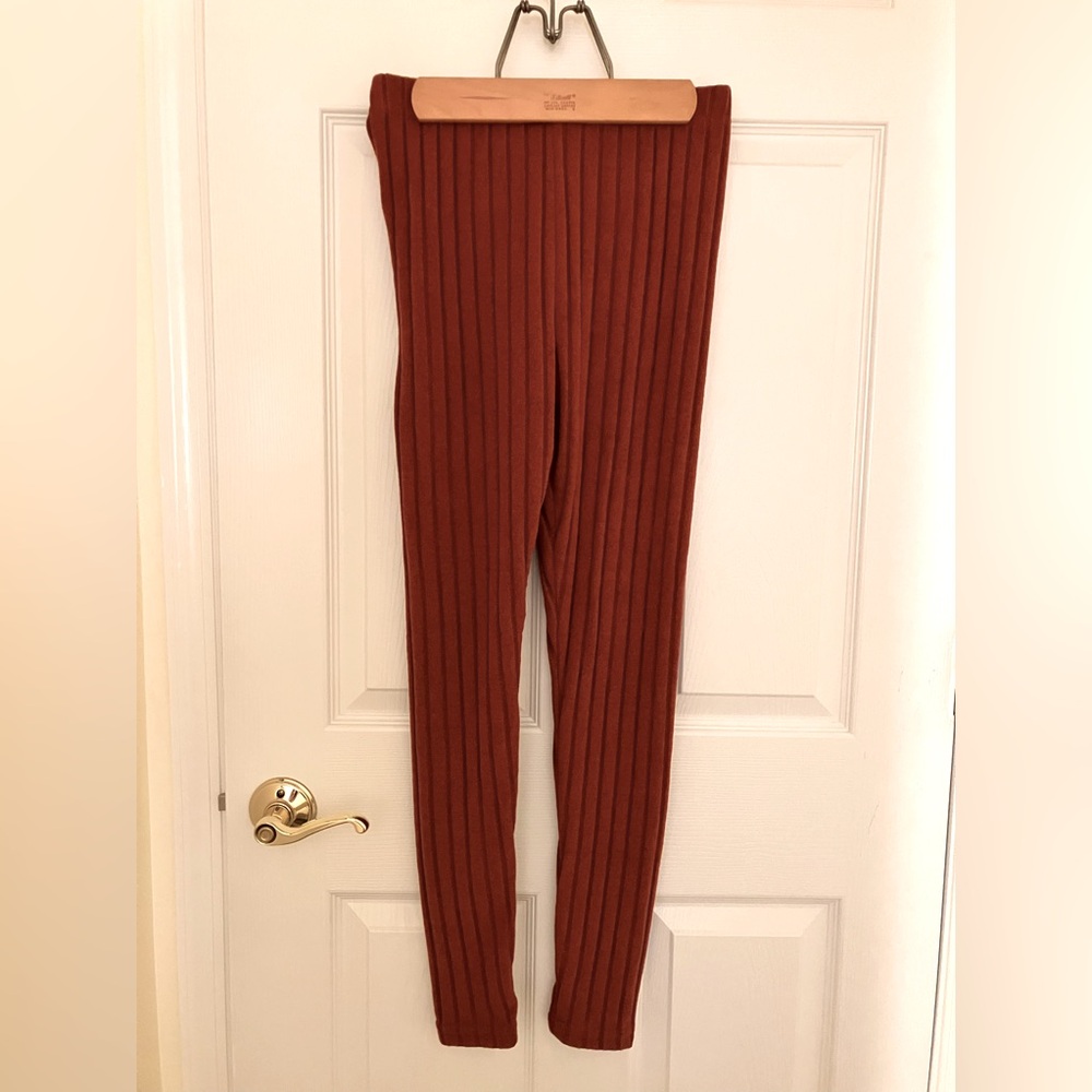 NWOT Rust Colored Ribbed Pants